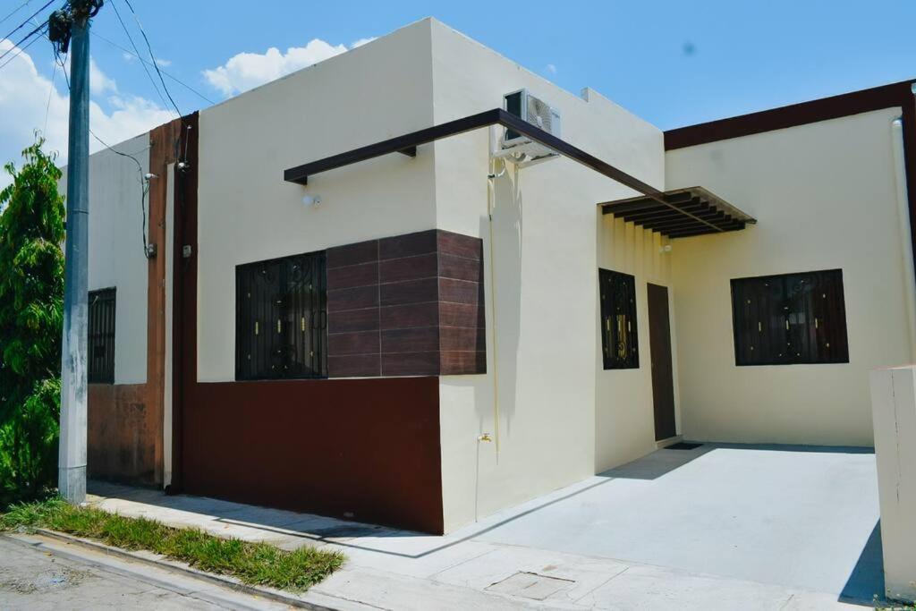 Encantadora Casa De Residencial Villa San Miguel Exterior photo